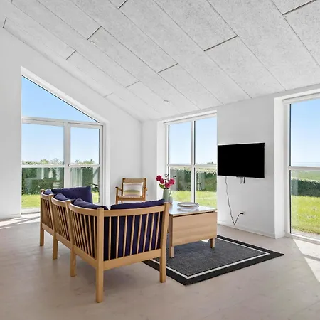 4 Bedroom Amazing In Feriehus