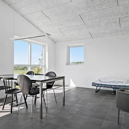 4 Bedroom Amazing In * Knebel