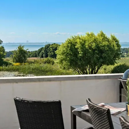 4 Bedroom Amazing In Feriehus *